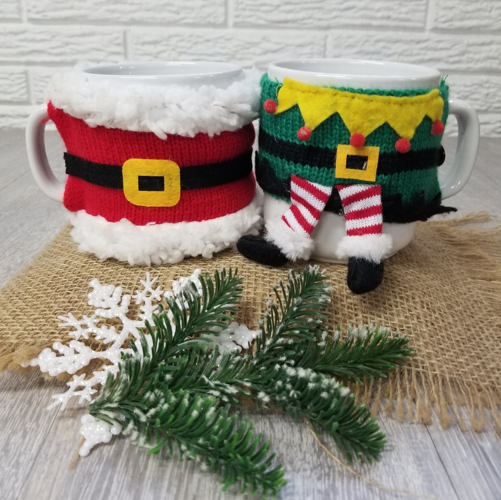 🌟3/$15 Great Gatherings  Holiday Dressed Mugs!